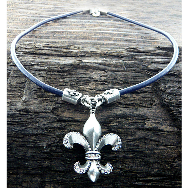 MENS STAINLESS STEEL LEATHER CHAIN NECKLACE - CRYSTAL FLEUR DE LIS SHIELD CHARM