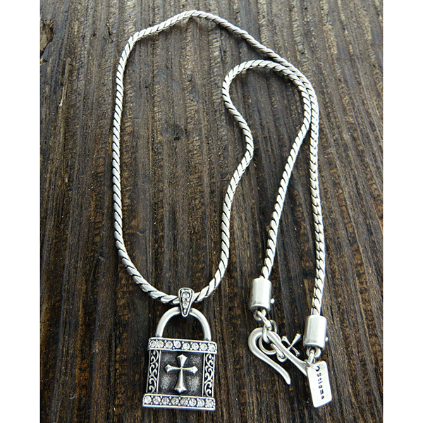 MENS STAINLESS STEEL METAL CHAIN NECKLACE - CRYSTAL LOCK PENDANT