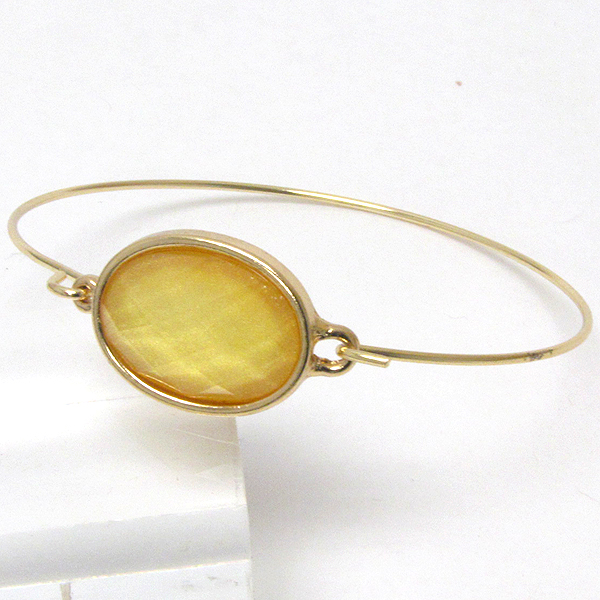 FACET ACRYLIC OVAL STONE AND WIRE BAND BANGLE BRACELET