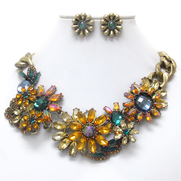 LUXURY LINE CRYSTAL AND ACRYLIC STONE MULTI FLOWER DECO BOUTIQUE STYLE NECKLACE EARRING SET