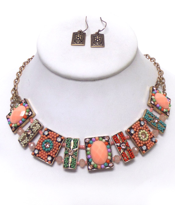 SQUARES LINKED WITH MULTIBEADS AND STONES NECKLACE SET