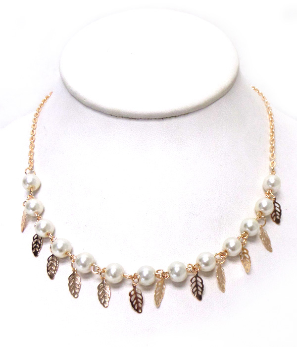 PEARLS WITH LEAF DROP NECKLACE