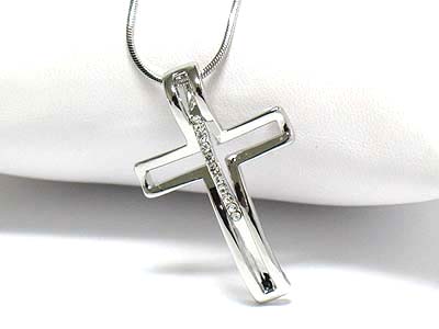 MADE IN KOREA WHITEGOLD PLATING CRYSTAL CENTERED CUT OUT CROSS PENDANT NECKLACE