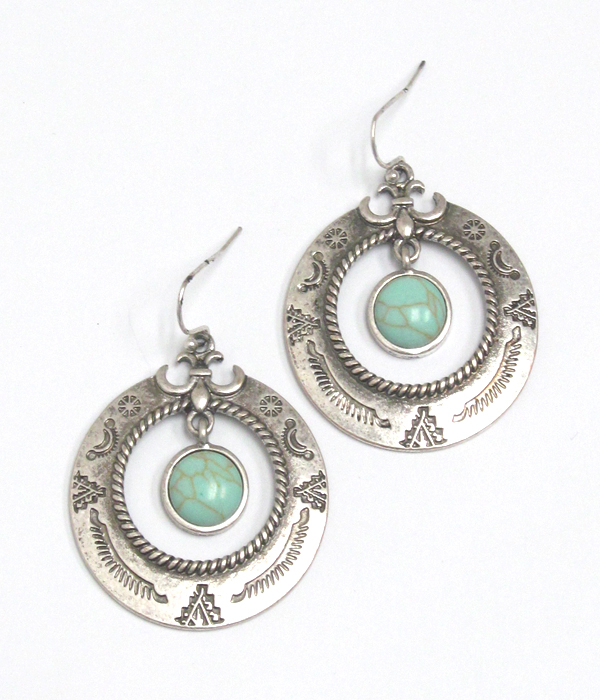 WESTERN THEME TURQUOISE ROUND EARRING