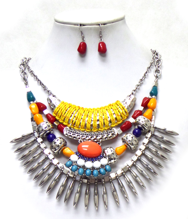 BOLD TRIBAL METAL 4 LAYER ROPE WITH BEADS NECKLACE SET