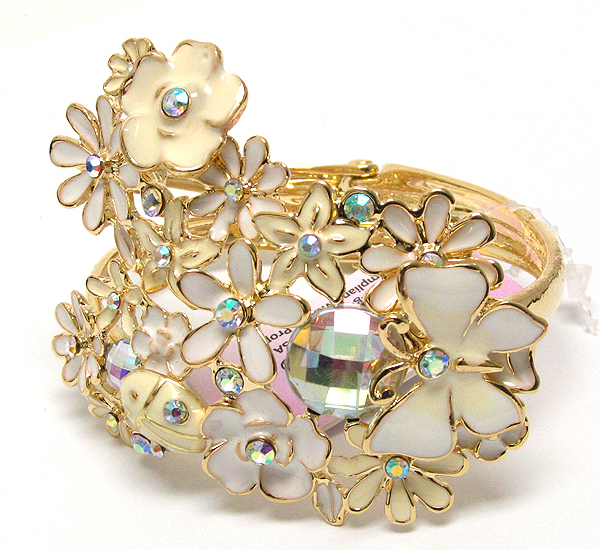 MULTI CRYSTAL AND METAL EPOXY FLOWER WITH BUTTERFLY HINGE BANGLE