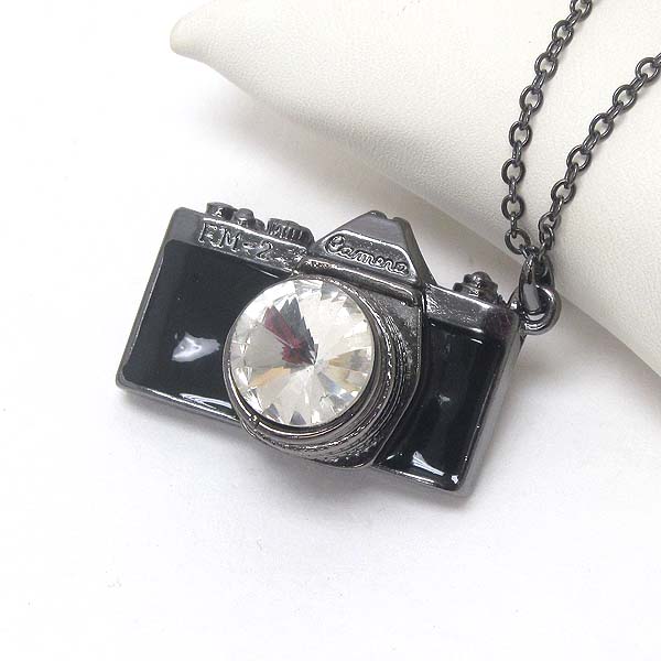 CRYSTAL CENTER AND EPOXY CAMERA PENDANT NECKLACE