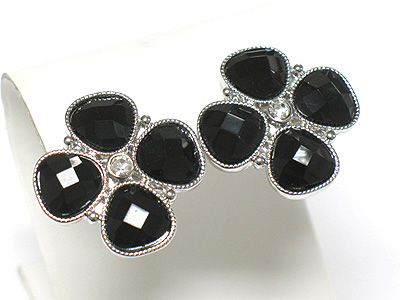 FACET GLASS AND CRYSTAL FLOWER CLIP EARRING