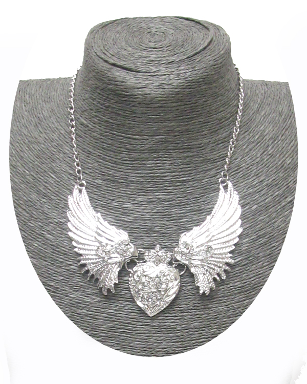 METAL HEART AND ANGEL WING SPAN BIB NECKLACE 