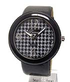 DESIGNER PATTERN FACE AND LEATHER BAND WATCH