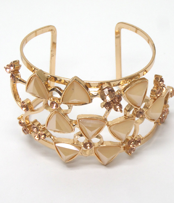 CRYSTAL AND FACET TRIANGLE DECO  CUFF BRACELET