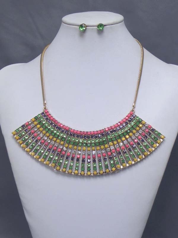 MULTI CRYSTAL DECO TRIBAL NECKLACE EARRING SET