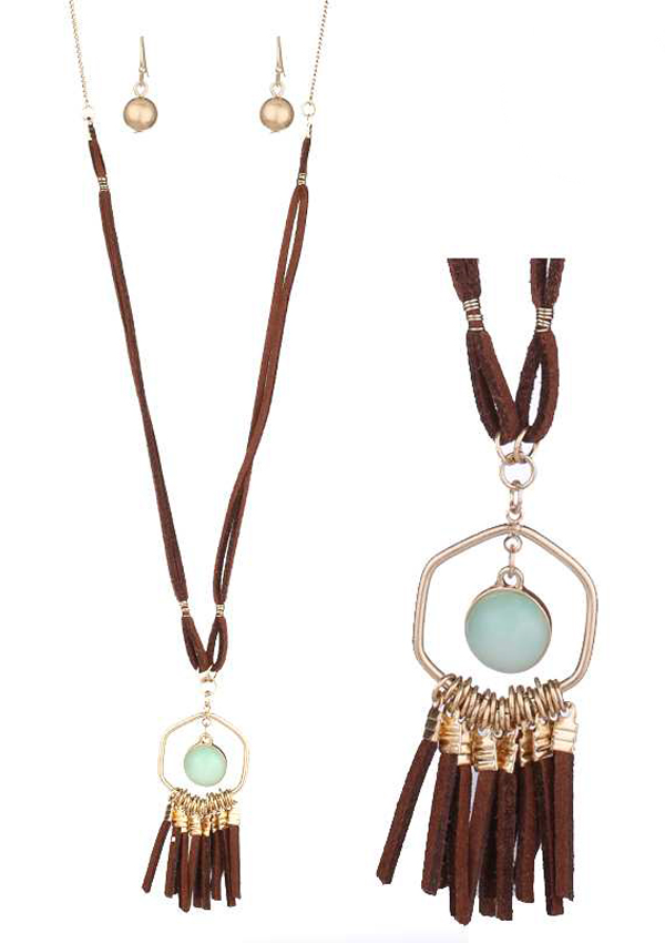 MULTI LEATHER TASSEL LONG CHAIN NECKLACE SET