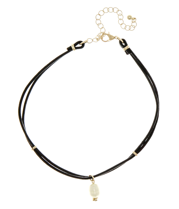 FRESHWATER PEARL DANGLE AND LEATHER CORD CHOKER NECKLACE