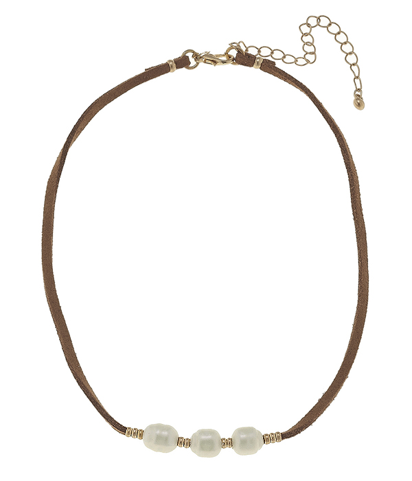 FRESHWATER PEARL AND LEATHER CORD CHOKER NECKLACE