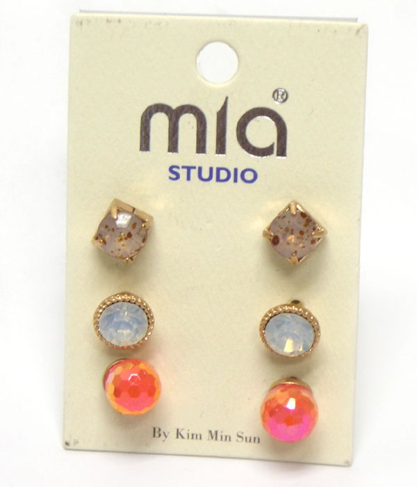 CRYSTAL AND PEARL MIX 3 PAIR EARRING SET