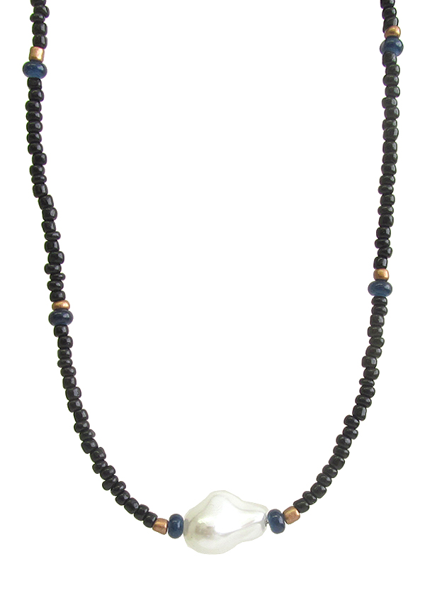 BAROQUE PEARL AND MULTI SEEDBEAD NECKLACE