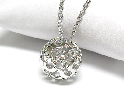 MADE IN KOREA WHITEGOLD PLATING CRYSTAL NO 5 BALL PENDANT NECKLACE