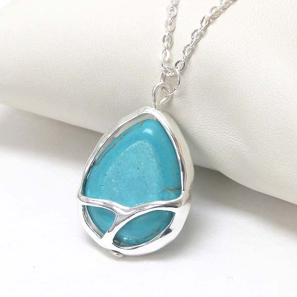 TEARDROP TURQUOISE AND METAL FILIGREE PENDANT NECKLACE
