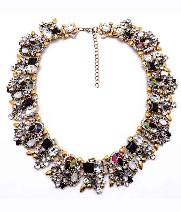 LUXURY CRYSTAL PARTY STATEMENT NECKLACE
