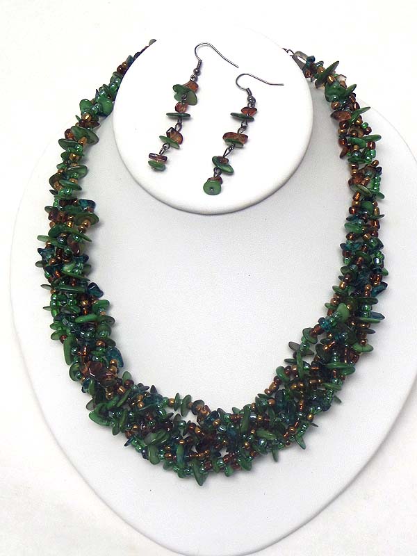 MIXED NATURAL CHIP STONE MULTI LAYER NECKLACE EARRING SET