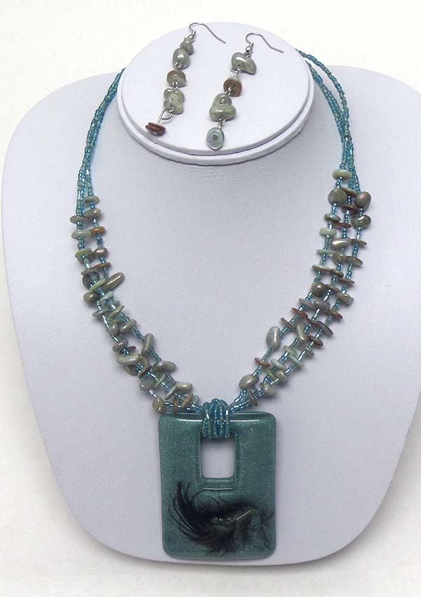 SQUARE STONE PENDANT AND NATURAL CHIP STONE 3 LAYER NECKLACE EARRING SET