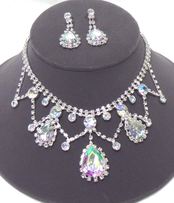 COLOR CRYSTAL WITH LAYER OF RHINESTONES NECKLACE SET 