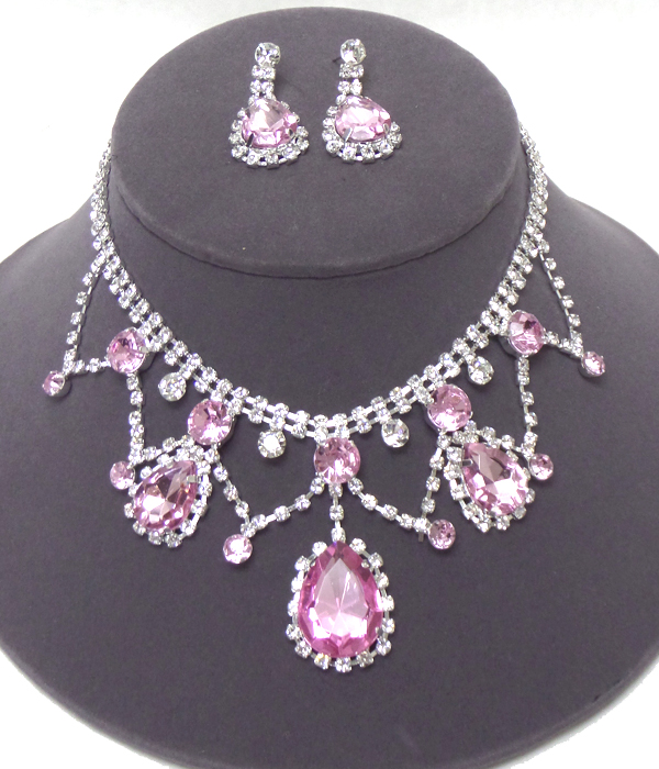 COLOR CRYSTAL WITH LAYER OF RHINESTONES NECKLACE SET 