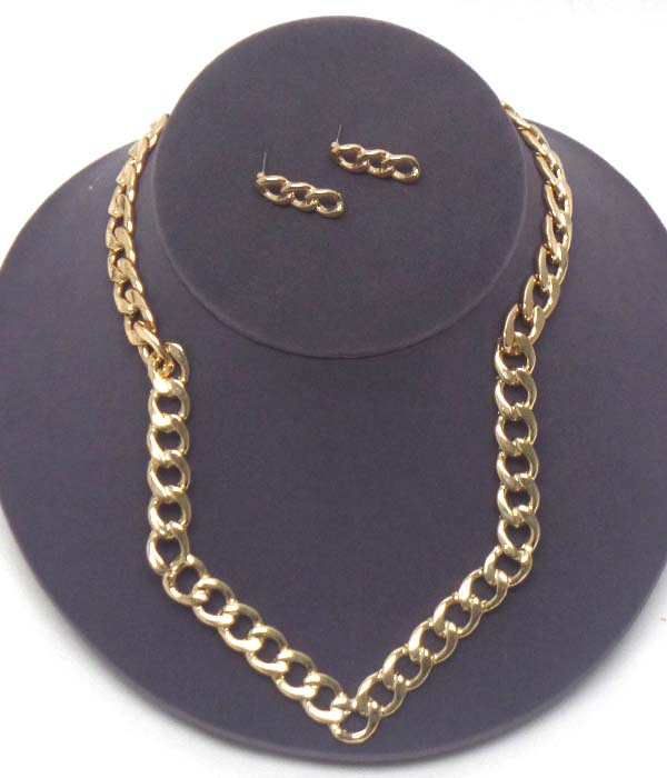 V NECK SIMPLE CHAIN NECKLACE