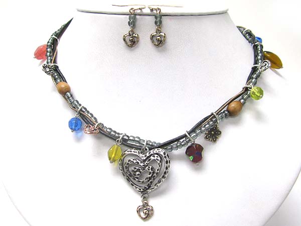 ANTIQUE STYLE MULTI BEADS AND HEART DANGLE NECKLACE SET