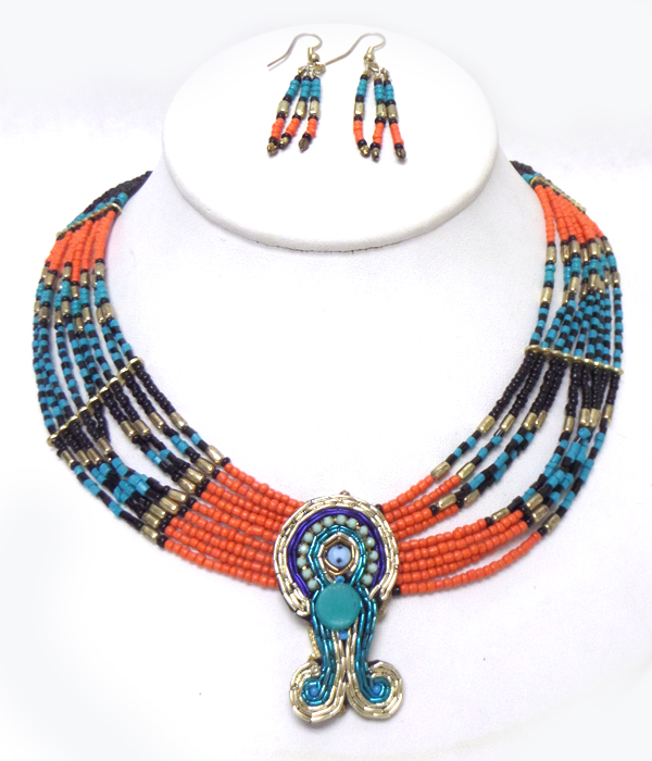 TRIBAL STYLE MULTI ROW SEED BEADS NECKLACE SET