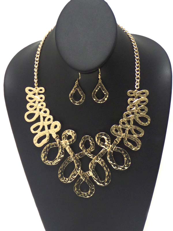 HAMMERED METAL INFINITY LACE NECKLACE EARRING SET
