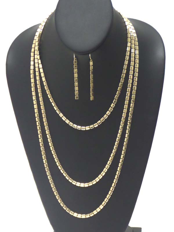 TRIPLE LAYERED SNAKE CHAIN NECKLACE EARRING SET