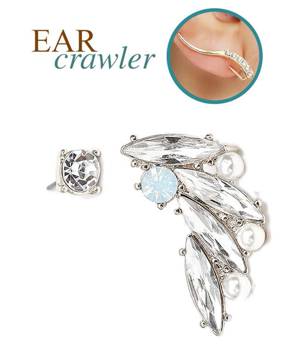 CRYSTAL AND PEARL MIX EAR CRAWLER