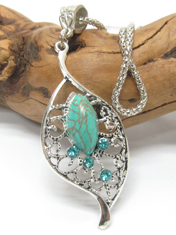 VINTAGE TIBETAN SILVER AND TURQUOISE LEAF NECKLACE