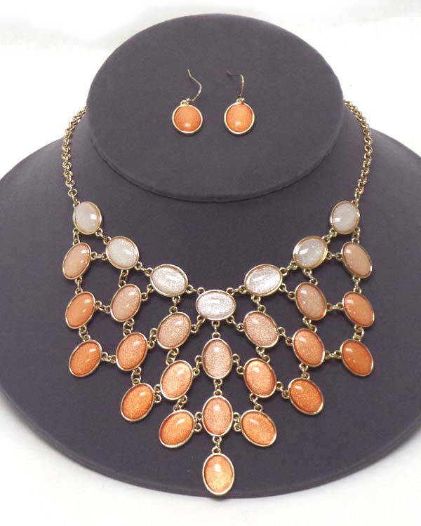 MULTI PEARL FINISH OVAL PUFFY STONE LINK STATEMENT NECKLACE EARRING SET