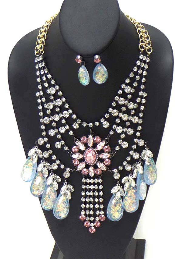 BOUTIQUE LUXURY CRYTAL STATEMENT NECKLACE EARRING SET