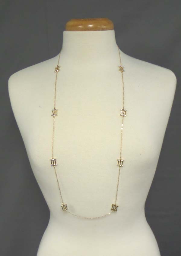 CRYSTAL ROMAN NUMBER LINK TIFFANY STYLE STATION NECKLACE