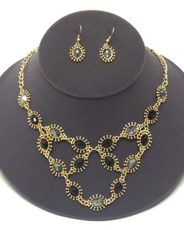 FACET STONE AND METAL FILIGREE STATEMENT NECKLACE EARRING SET