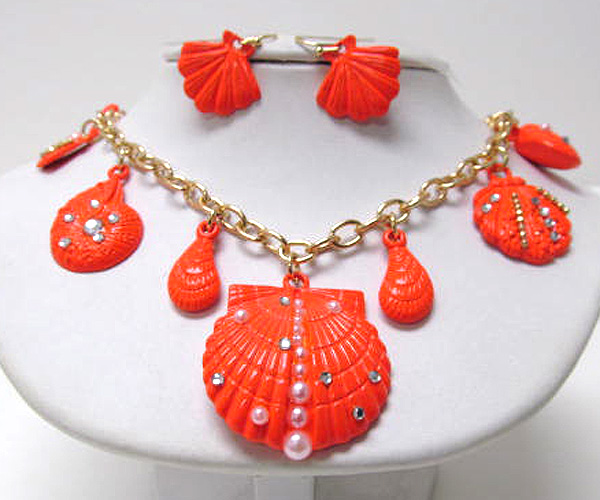 MULTI SEED BEADS AND PEAR ON SEA LIFE THEME CHARM FASHION COLORFUL DANGLE NECKLACE EARRING SET