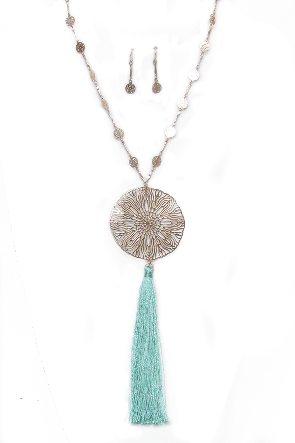 FILIGREE ROUND METAL AND TASSEL DROP LONG NECKLACE SET