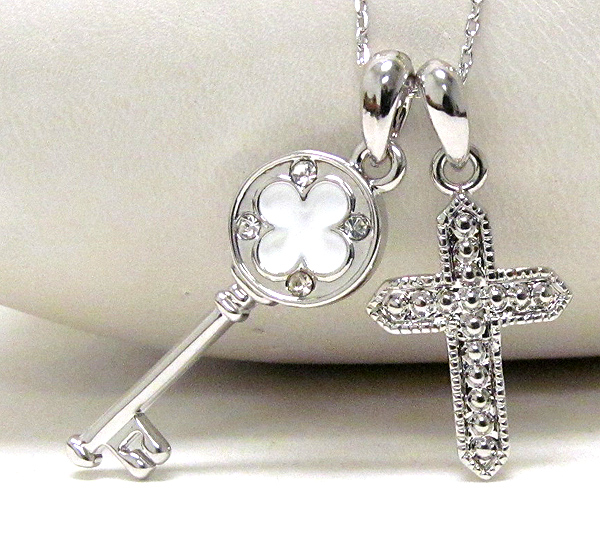 WHITEGOLD PLATING AND CRYSTAL DECO CROSS AND KEY PENDANT NECKLACE