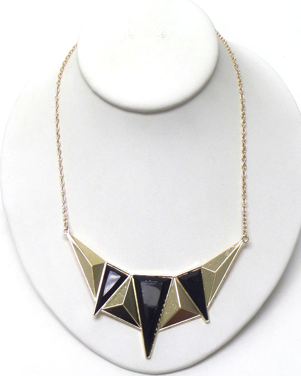 TRIBAL STYLE MULTI TRIANGLE NECKLACE