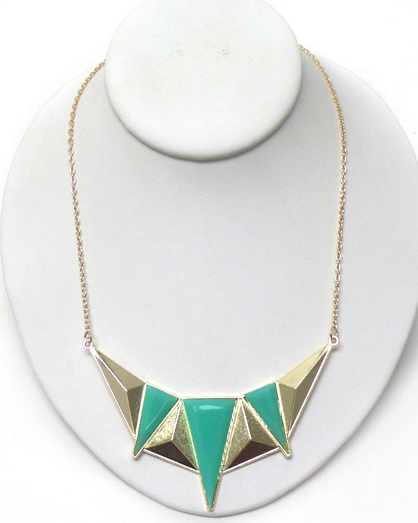 TRIBAL STYLE MULTI TRIANGLE NECKLACE