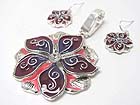 CRYSTAL AND METAL EPOXY FLOWER PENDANT AND EARRING SET
