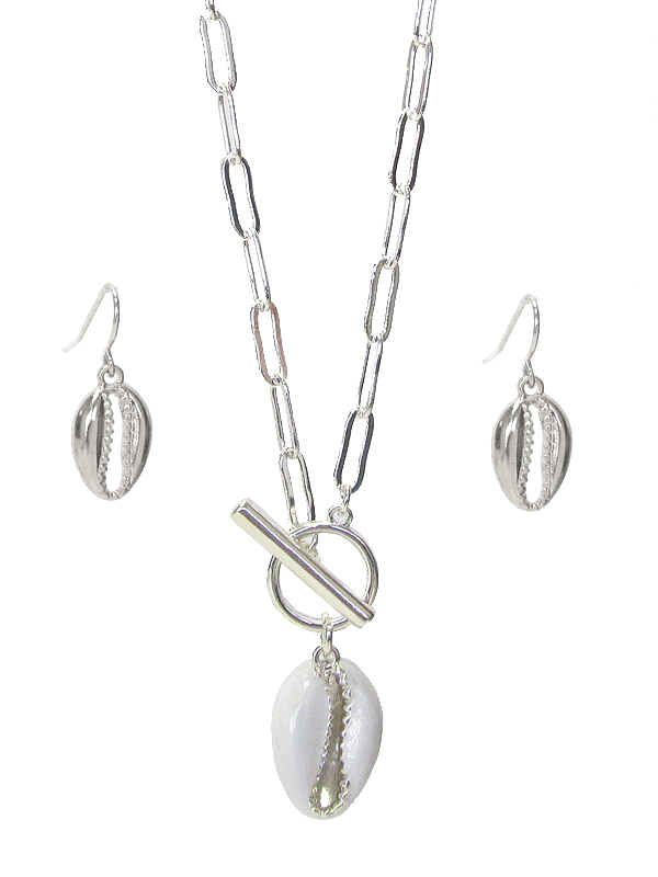 COWRY SHELL PENDANT TOGGLE NECKLACE SET