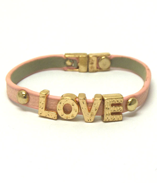 LOVE ON LEATHERETTE BAND AND MAGNETIC CLOSURE BRACELET