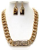 FLUER DE LIS METAL PLATE AND THICK CHAIN NECKLACE EARRING SET
