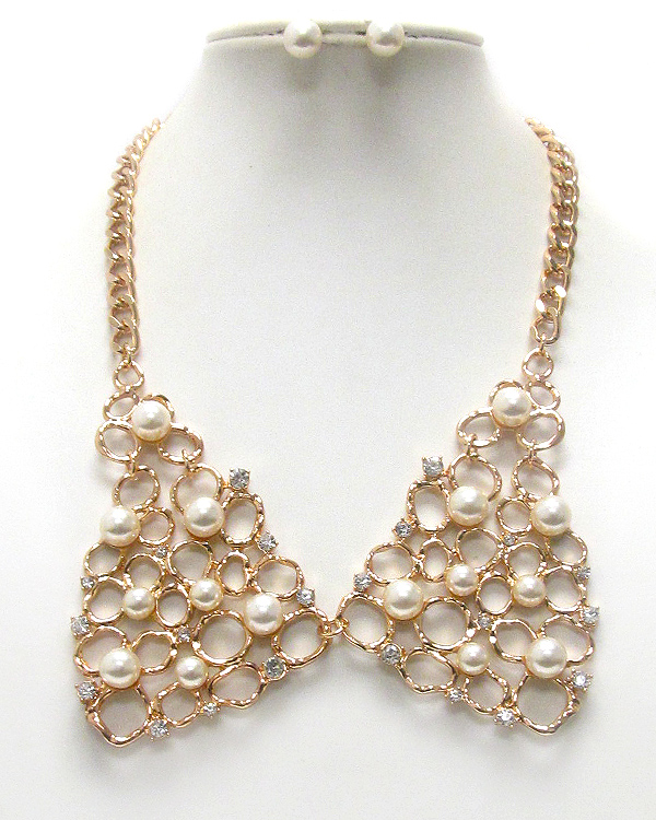 CRYSTAL AND PEARL DECO ON METAL COLLAR NECKLACE EARRING SET