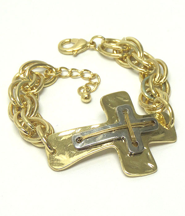 HAMMERED AND WIRED CROSS AND DOUBLE LINK CHAIN BRACELET